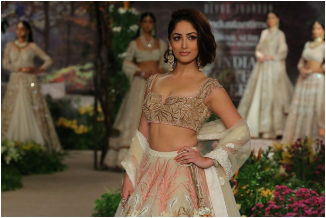 Yami Gautam Looks Gorgeous